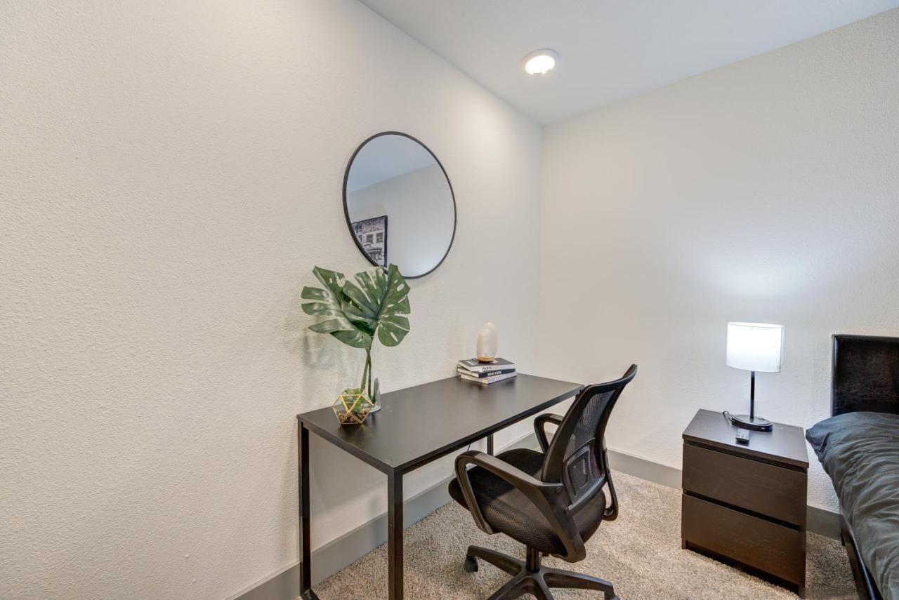 Trendy Midtown Apt, Walk To Shops & Sites, Pets Ok Houston Exterior photo