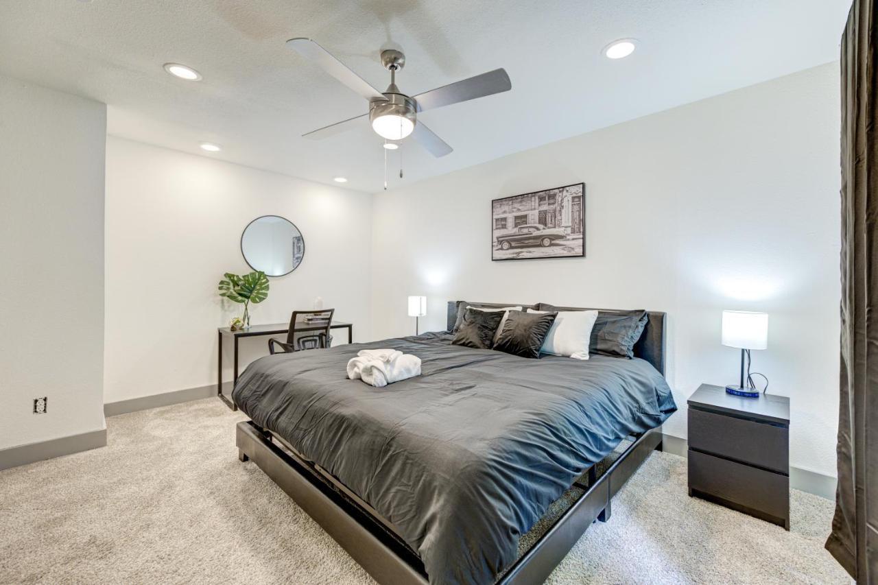 Trendy Midtown Apt, Walk To Shops & Sites, Pets Ok Houston Exterior photo